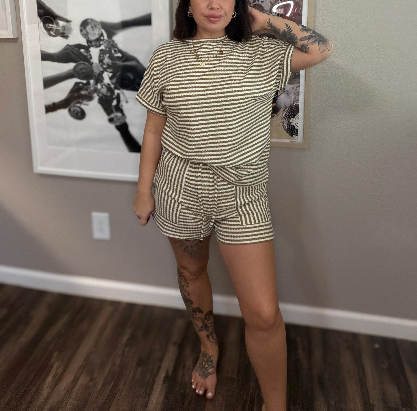 easy does it striped set